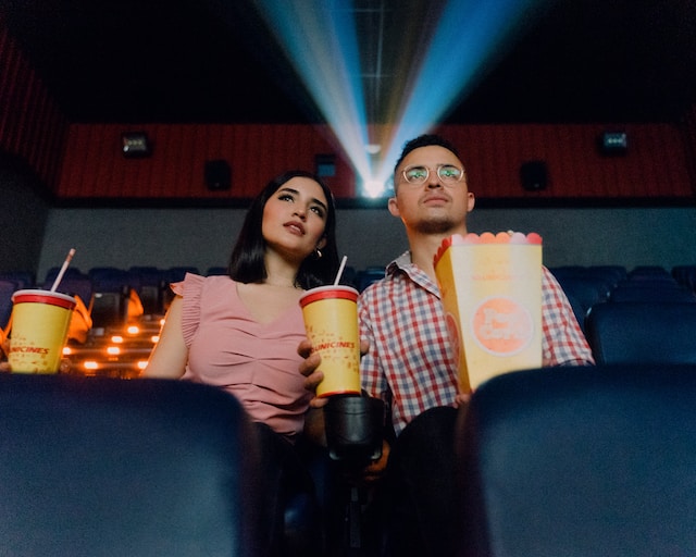 映画館でNGな服装を避けてデートを楽しもう！